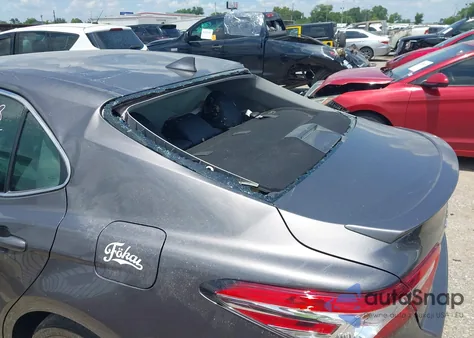 2020 Toyota Camry Se из США, поврежденный, VIN 4T1G11AK9LU951341